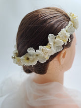 Charger l'image dans la galerie, Couronne mariée
