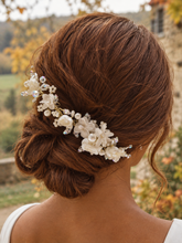 Charger l'image dans la galerie, Coiffure sur peigne
