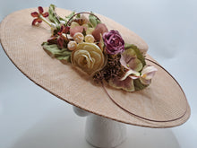 Charger l&#39;image dans la galerie, Capeline saumonée
